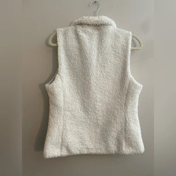 Patagonia White Sherpa Vest - Picture 5 of 5